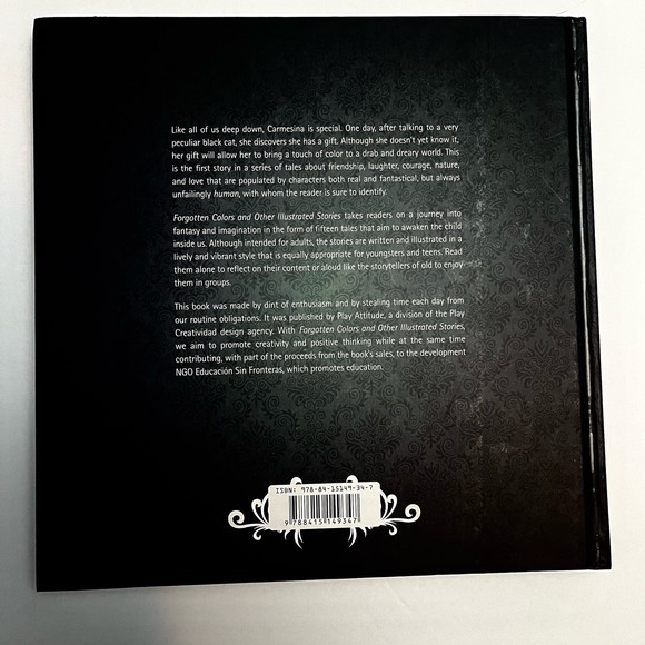 Carmesina : Forgotten colors and illustrated stories -by Silvia González Guirado - Picture 2 of 6